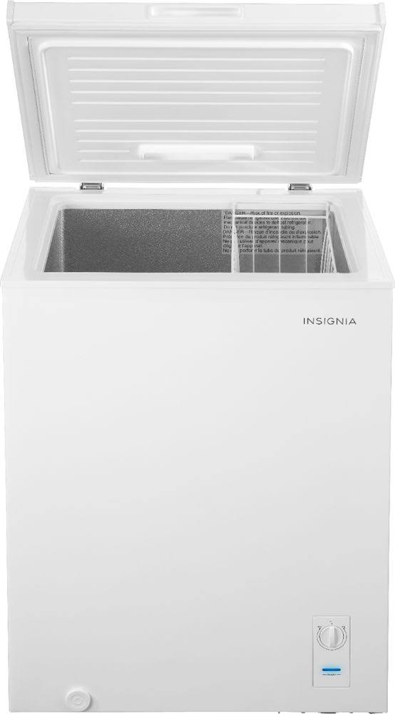 Insignia 5.0 Cu. Ft. Chest Freezer in White